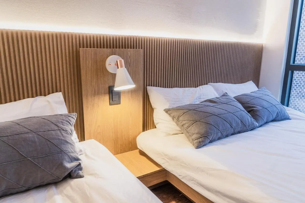 ゲストハウス Myeongdong Artmonstay ソウル特別市
