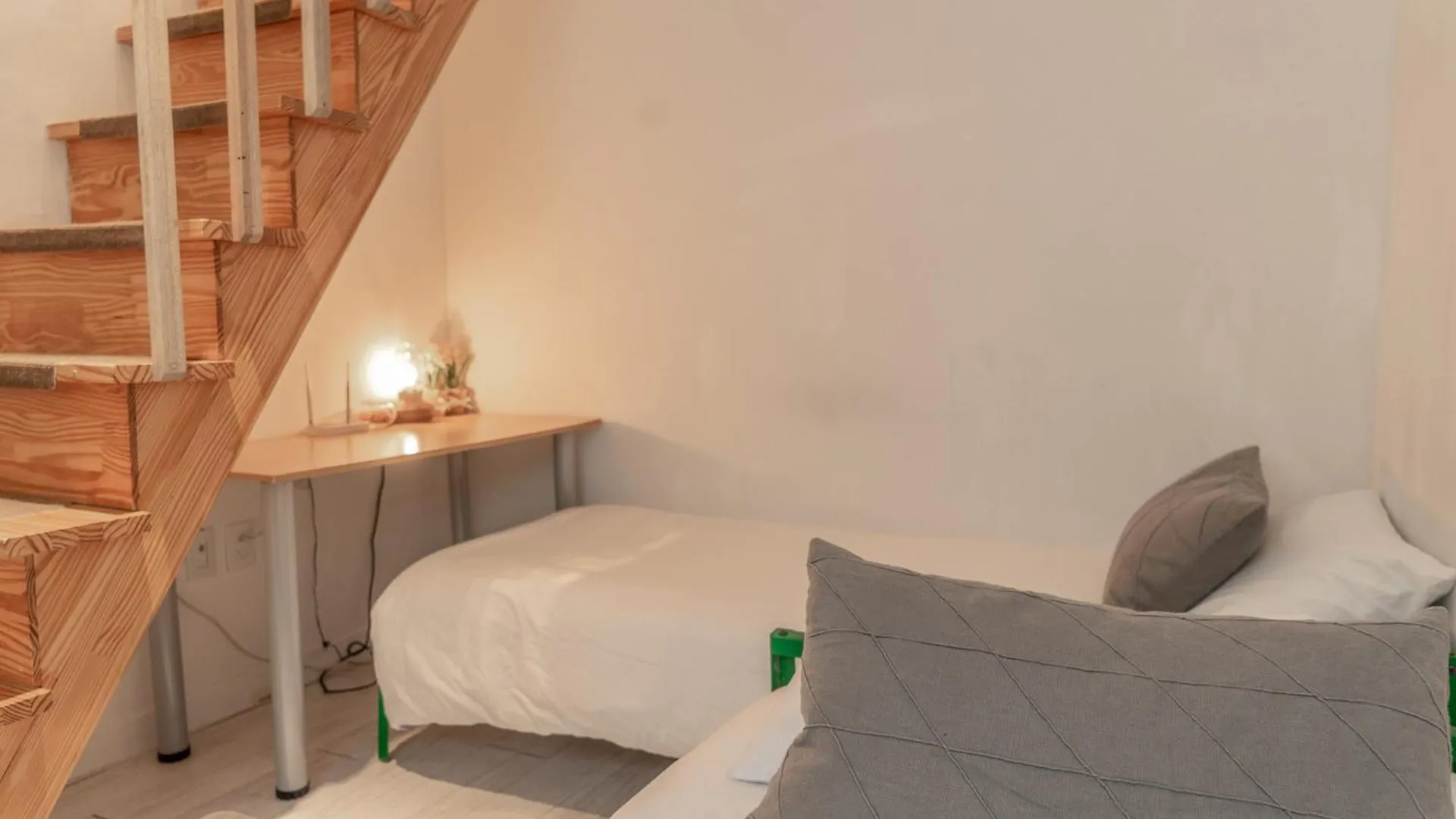 ゲストハウス Myeongdong Artmonstay ソウル特別市