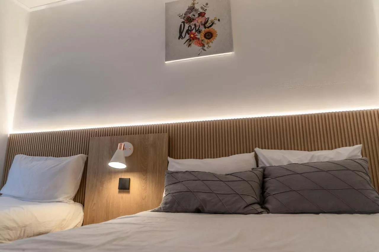 Myeongdong Artmonstay Seoul 2*,