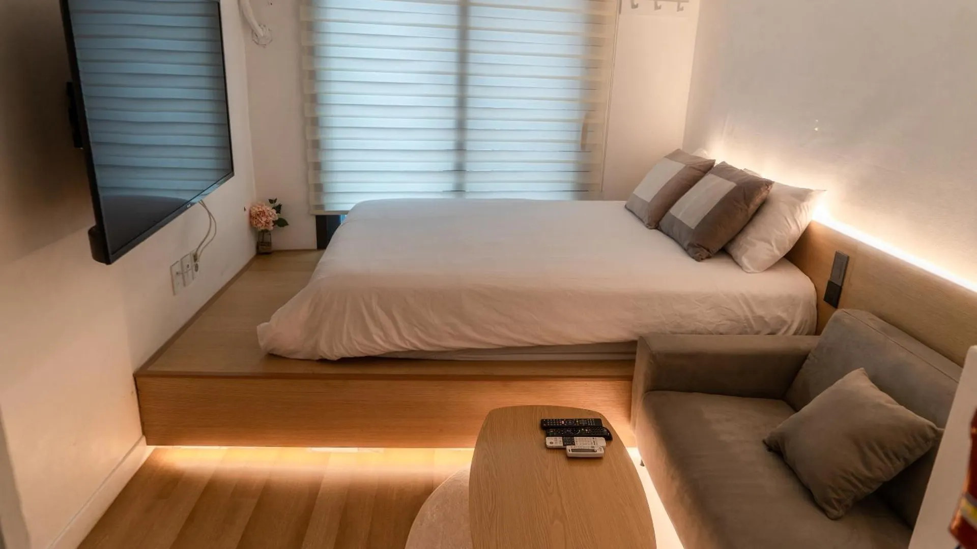 Myeongdong Artmonstay Seoul