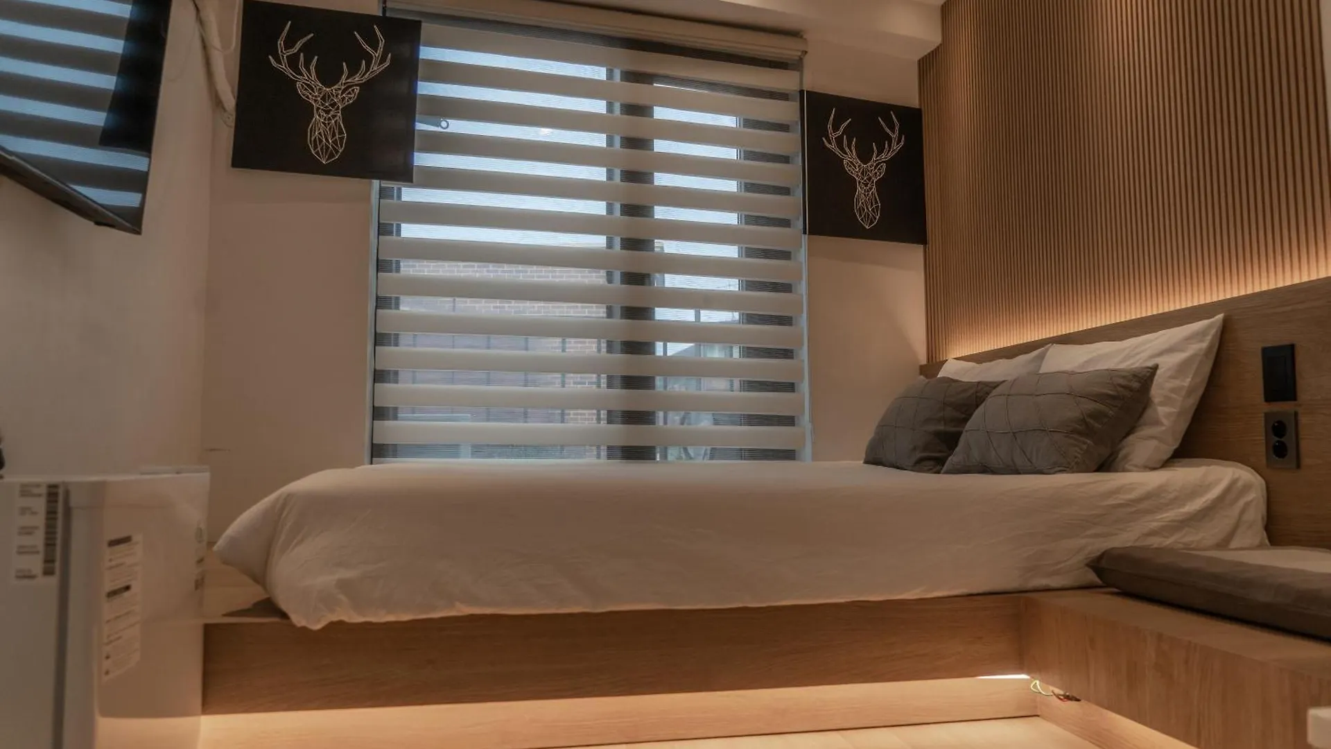 Myeongdong Artmonstay Seoul 2*,