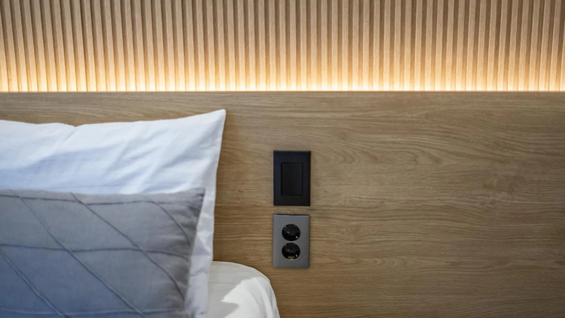 Myeongdong Artmonstay Seoul 2*,  South Korea