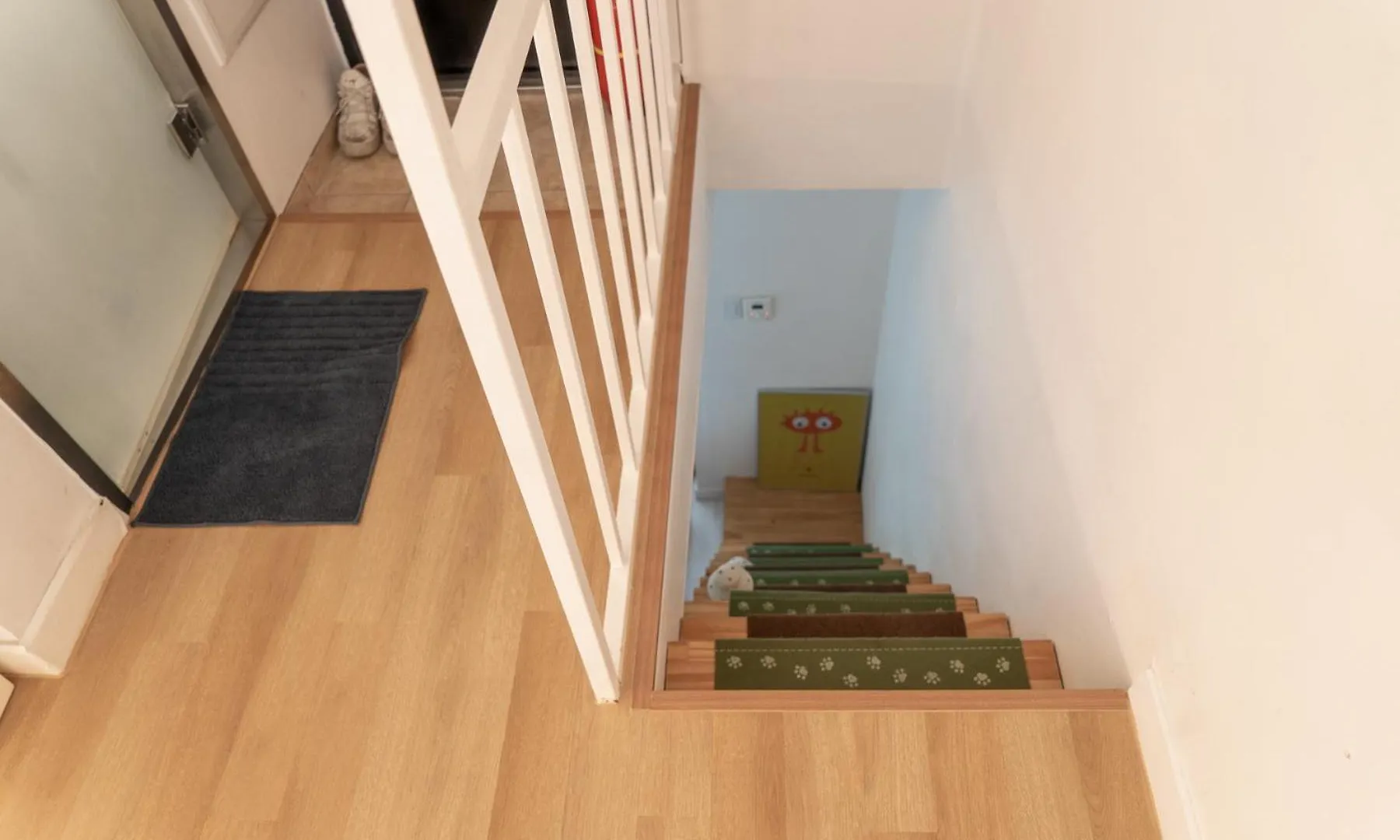 ** Guest house Myeongdong Artmonstay Seoul South Korea