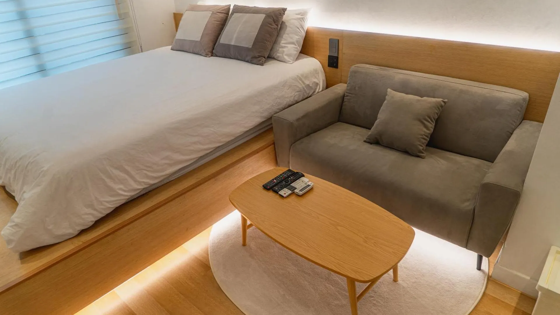 Myeongdong Artmonstay Seoul Guest house