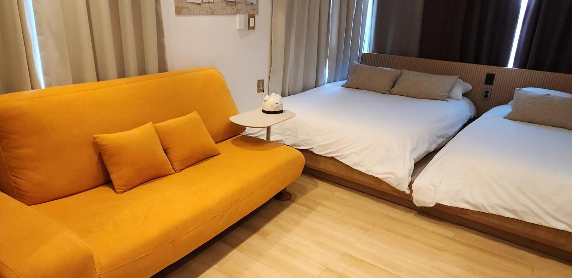 Myeongdong Artmonstay Seoul Guest house