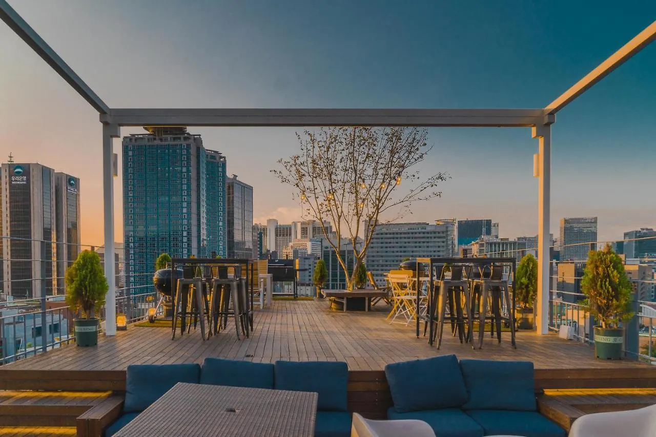 Myeongdong Artmonstay Seoul 2*,